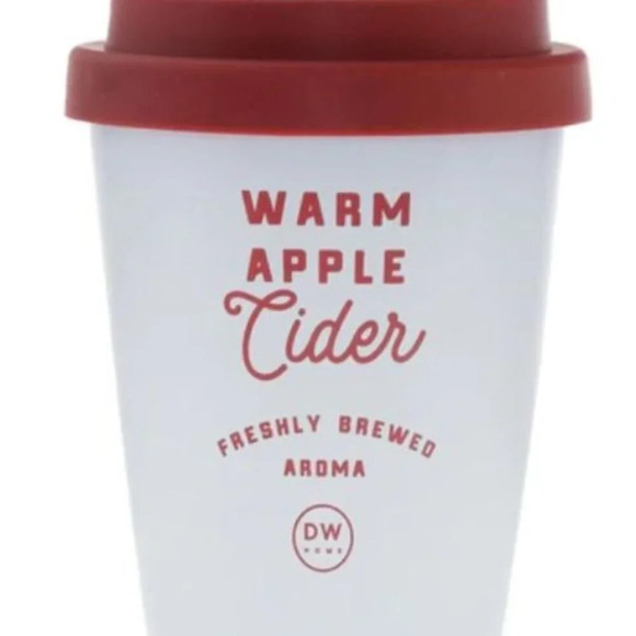 NWT Warm Apple Cider Candle - Picture 1 of 5